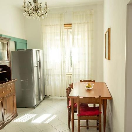 Lemontree House - Minturno Apartamento Scauri  Exterior foto